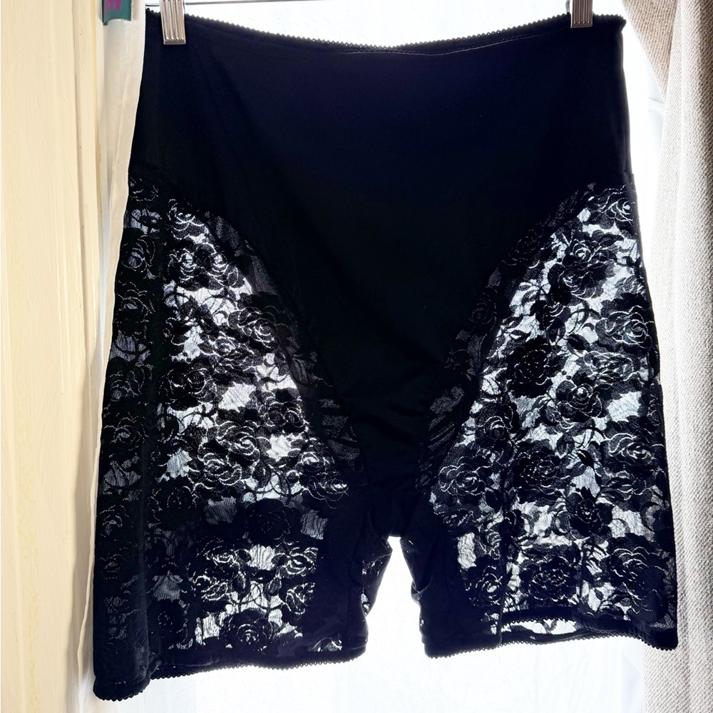 Allure by Bandelettes Anti-Chafing Black Lace Shapewear Shorts with Satin Panels